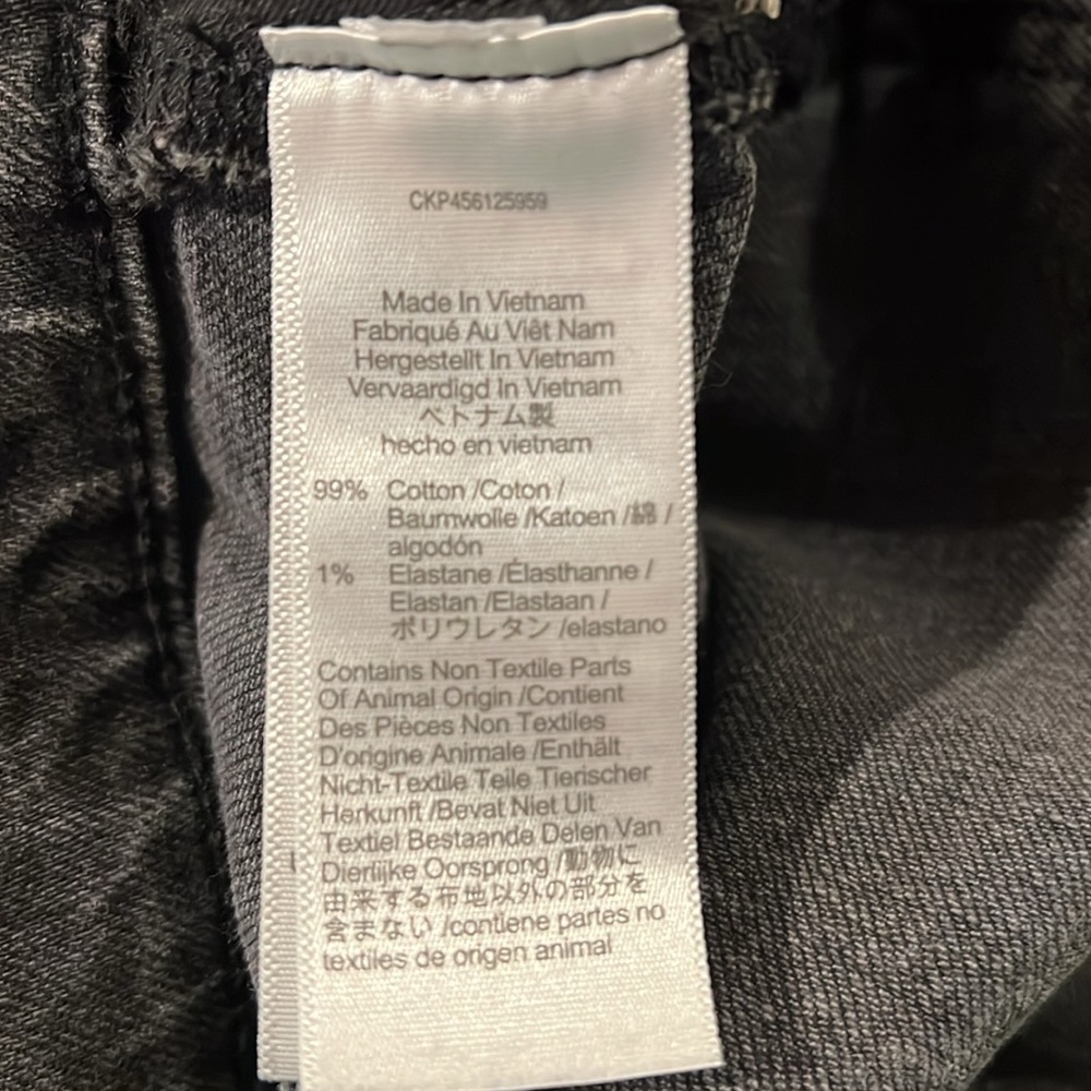 Madewell Perfect Vintage Jean in Lunar Wash (black) - Size 26 - Picture 10 of 11